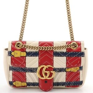 Gucci GG Marmont Flap-Front Chain Bag in Trompe L'Oeil Printed Matelassé Leather
